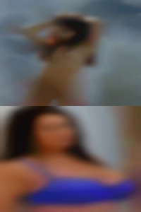 Bright nude women and not vulgar.